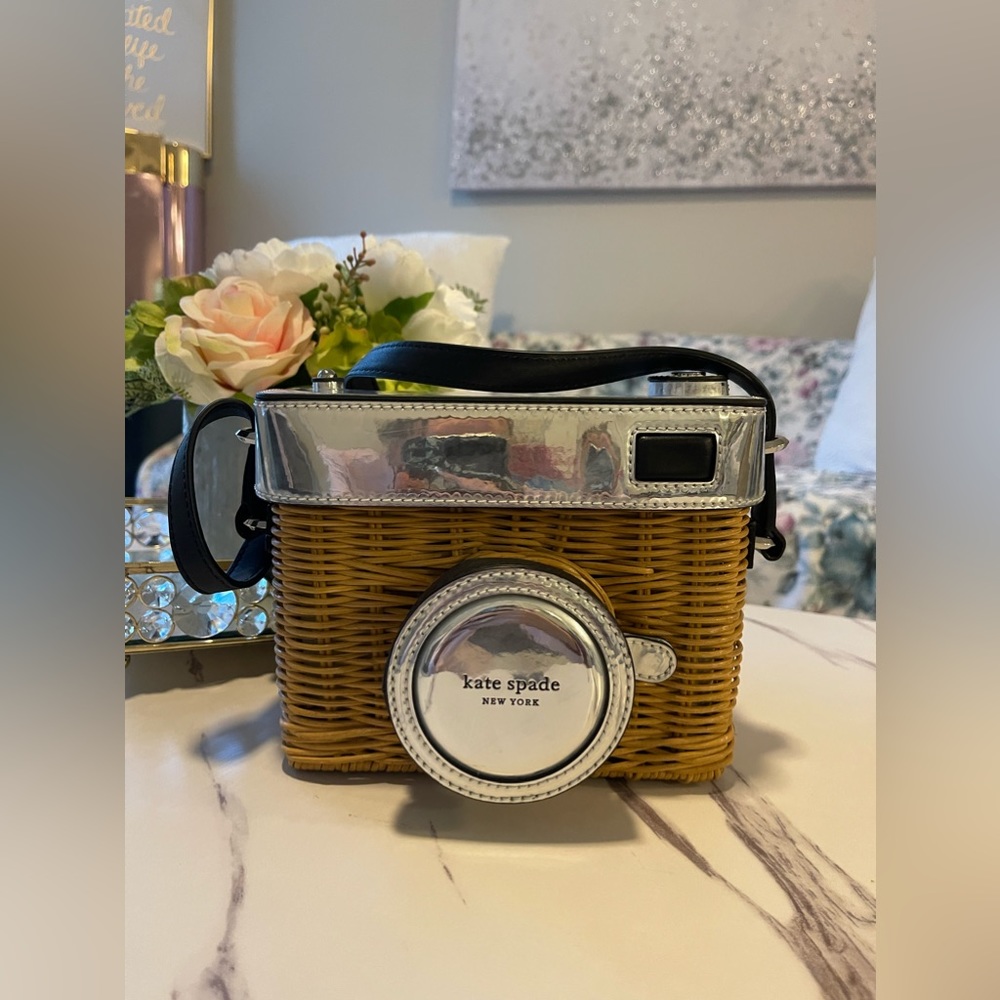 Kate Spade camera crossbody